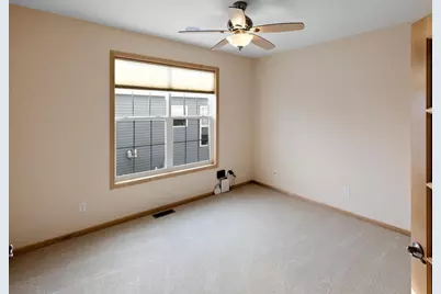 7425 Peony Lane N, Maple Grove, MN 55311 - Photo 18