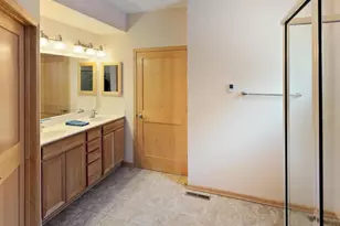 7425 Peony Ln N, Maple Grove, MN 55311 - Photo 40