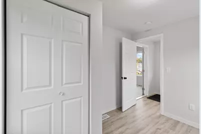 687 Lexington Parkway N, Saint Paul, MN 55104 - Photo 6