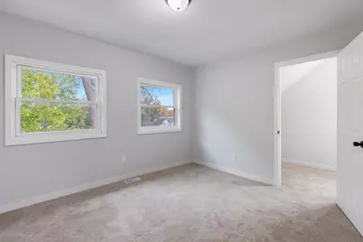 687 Lexington Parkway N, Saint Paul, MN 55104 - Photo 16