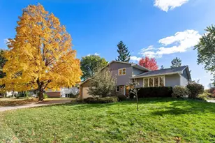 6233 Birchwood Rd, Woodbury, MN 55125 - Photo 4