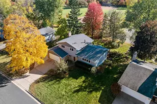 6233 Birchwood Rd, Woodbury, MN 55125 - Photo 2