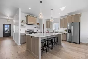 3296 Timber Crk Cir S, Fargo, ND 58104 - Photo 8