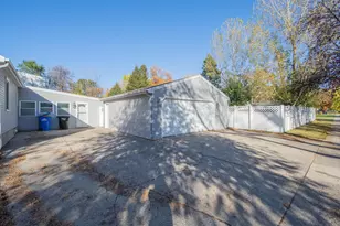 1550 14 1/2 Street S, Fargo,  58103 - Photo 4