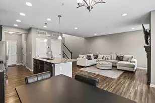 6947 Archer Trl, Inver Grove Heights, MN 55077 - Photo 12