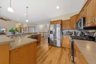 1447 Nottingham Dr, Owatonna, MN 55060 - Photo 22