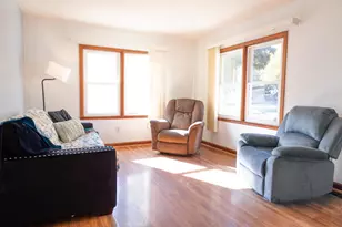 720 Winifred St, Worthington, MN 56187 - Photo 10