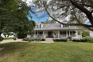 3815 Cedar Creek Ct, Fairmont, MN 56031 - Photo 1