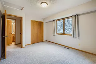 1012 Crystal Lake Rd E, Burnsville, MN 55306 - Photo 22