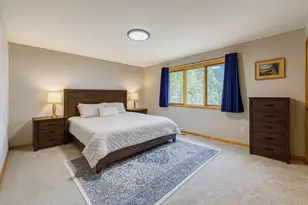 1012 Crystal Lake Rd E, Burnsville, MN 55306 - Photo 16