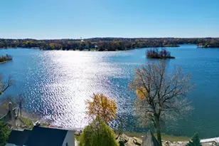 1012 Crystal Lake Rd E, Burnsville, MN 55306 - Photo 40