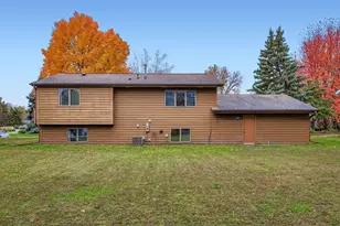 1012 Crystal Lake Rd E, Burnsville, MN 55306 - Photo 36