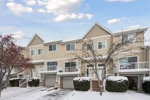 588 Willoughby Way W, Minnetonka, MN 55305 - Photo 2