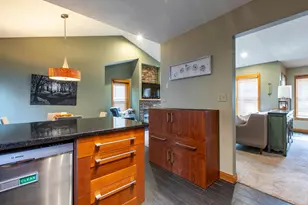 4032 Alberta Dr NE, Rochester, MN 55906 - Photo 12