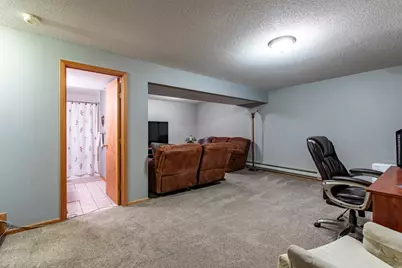 4032 Alberta Drive NE, Rochester, MN 55906 - Photo 18