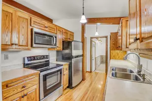 530 Cedar Ln, Moorhead, MN 56560 - Photo 2