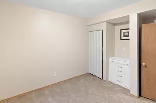 13605 Dan Patch Ln, Savage, MN 55378 - Photo 32