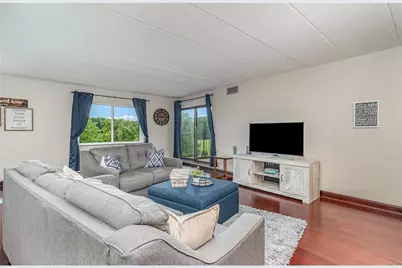 3320 Louisiana Avenue S #410, Saint Louis Park, MN 55426 - Photo 2