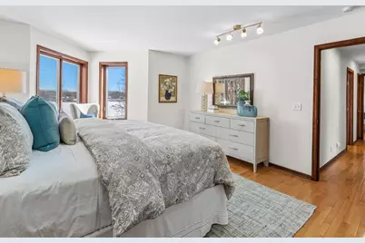 630 Carver Beach Road, Chanhassen, MN 55317 - Photo 30