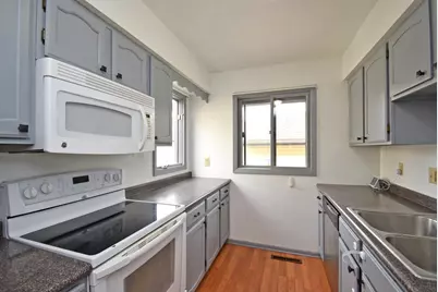 3502 Brookdale Drive N, Brooklyn Park, MN 55443 - Photo 6