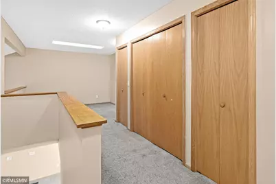 7813 Hemingway Avenue S, Cottage Grove, MN 55016 - Photo 16