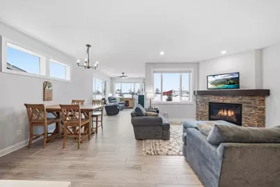 1310 Rose Street, New Richmond, WI 54017 - Photo 6