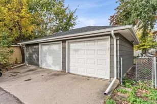 2015 Taylor Street NE, Minneapolis, MN 55418 - Photo 8