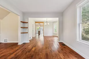 2015 Taylor Street NE, Minneapolis, MN 55418 - Photo 10