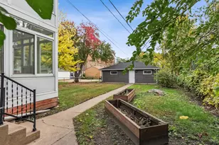 2015 Taylor Street NE, Minneapolis, MN 55418 - Photo 4