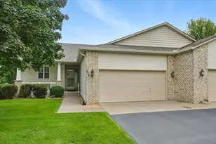 815 Woodduck Dr, Woodbury, MN 55125 - Photo 1