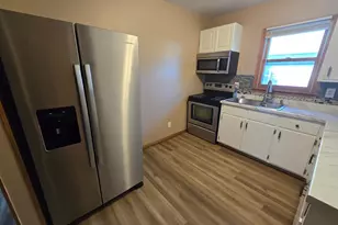 4105 4th St NE, Columbia Heights, MN 55421 - Photo 8