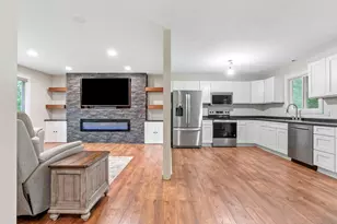 540 4th Street E, Wanamingo, MN 55983 - Photo 14