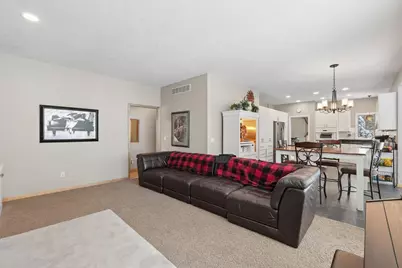 13529 Gossamer Way, Apple Valley, MN 55124 - Photo 8