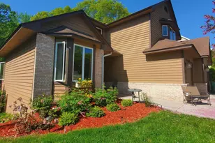 13529 Gossamer Way, Apple Valley, MN 55124 - Photo 36