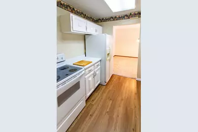 2690 Oxford Street N #247, Roseville, MN 55113 - Photo 8