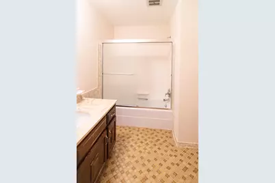 2690 Oxford Street N #247, Roseville, MN 55113 - Photo 16