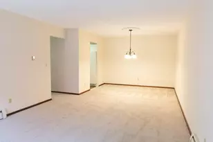 2690 Oxford St N, Roseville, MN 55113 - Photo 6