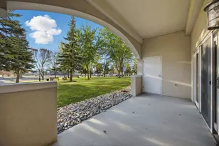 2501 30th Ave S, Fargo,  58103 - Photo 18