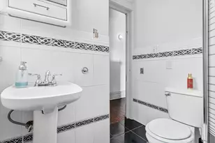 742 Holly Ave, Saint Paul, MN 55104 - Photo 22