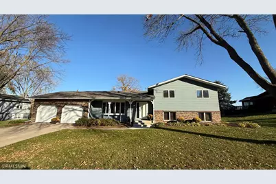 105 N Circle Drive, Montgomery, MN 56069 - Photo 2