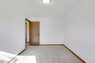 105 N Circle Dr, Montgomery, MN 56069 - Photo 38