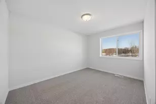 1102 45th Ave NE, Saint Cloud, MN 56304 - Photo 18