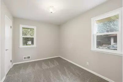 255 County Road C2 W, Roseville, MN 55113 - Photo 14