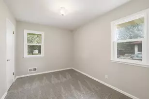 255 County Rd C2 W, Roseville, MN 55113 - Photo 14