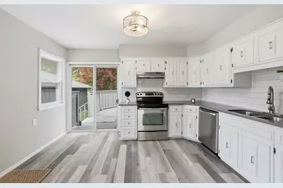 255 County Road C2 W, Roseville, MN 55113 - Photo 16