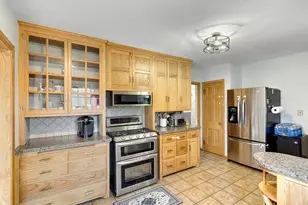 775 Wheelock Parkway E, Saint Paul, MN 55106 - Photo 8
