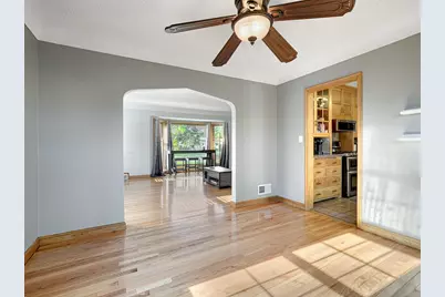 775 Wheelock Parkway E, Saint Paul, MN 55106 - Photo 6