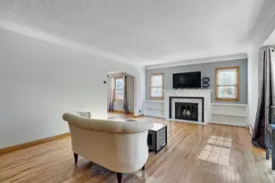 775 Wheelock Parkway E, Saint Paul, MN 55106 - Photo 4