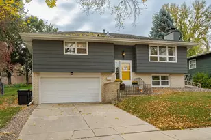 526 Zumbro Dr NW, Rochester, MN 55901 - Photo 1