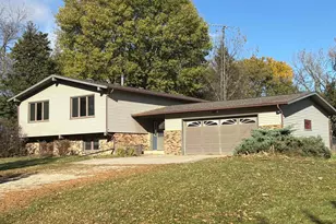 11623 375th Ave, Waseca, MN 56093 - Photo 1